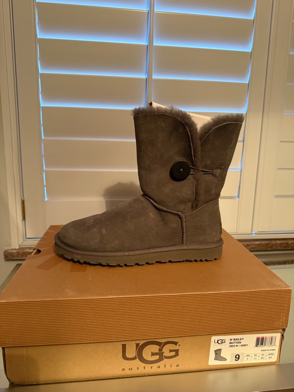 UGG Women's Button Short Boot in Grey